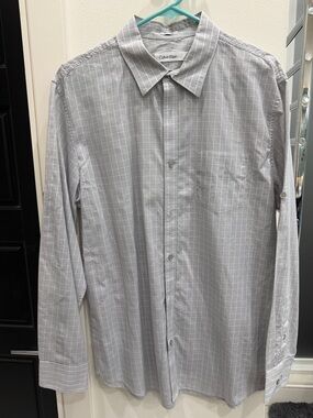 Calvin Klein Men's Gray Windowpane Dress Shirt